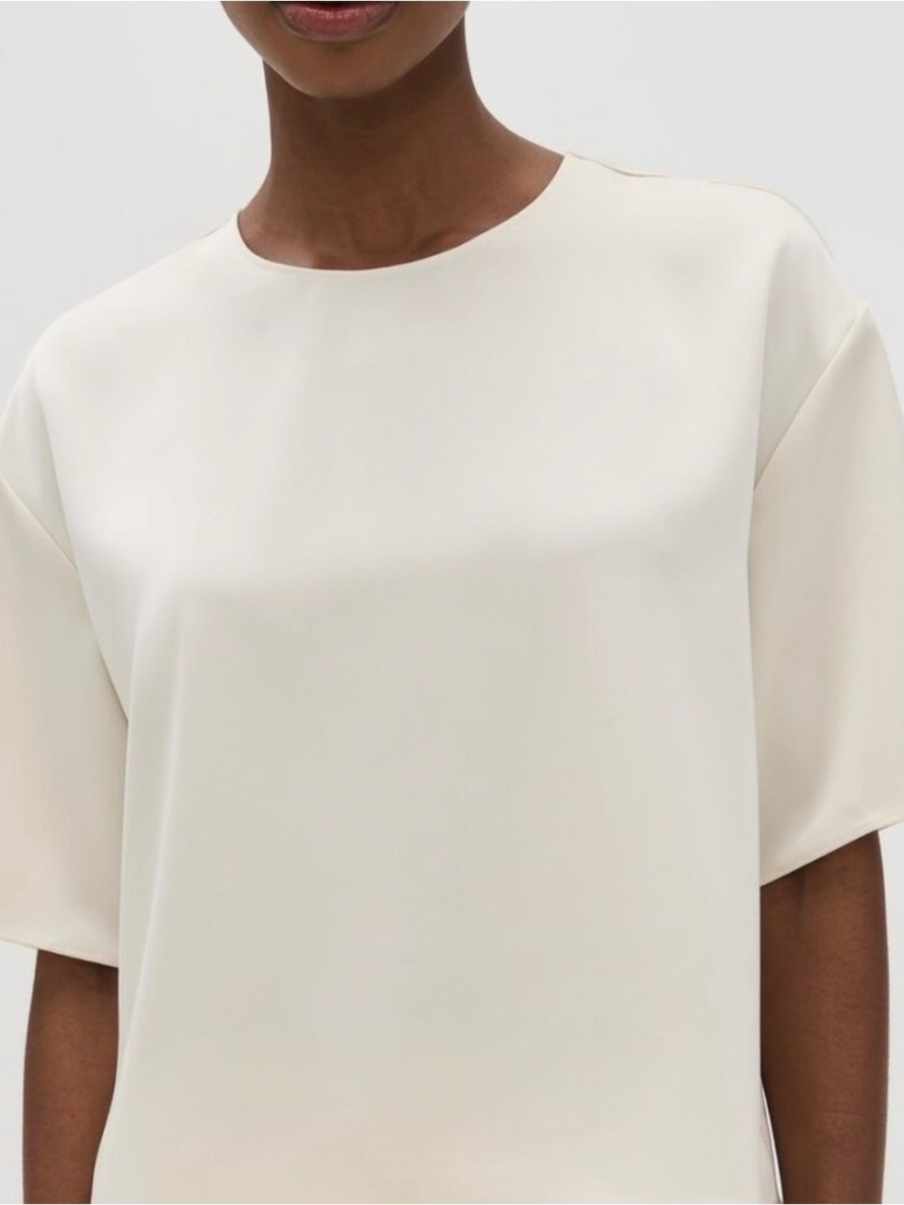LESET Crew Neck Short-Sleeve - Picture 2 of 4
